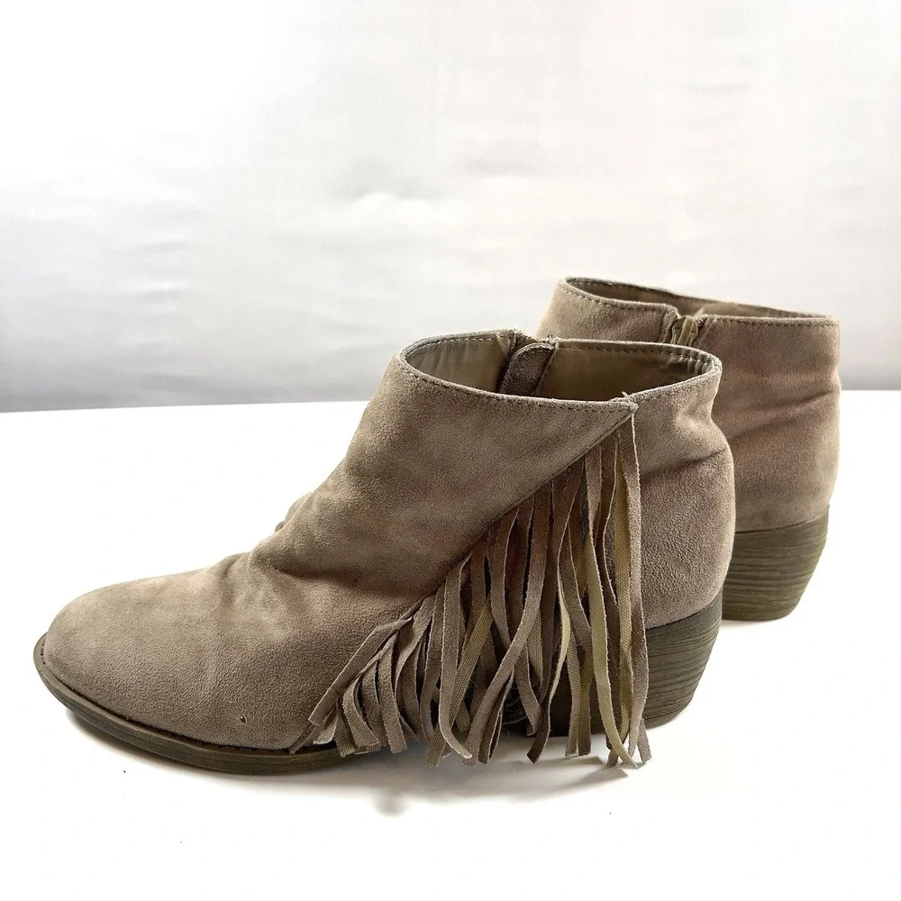American Eagle Women's‎ Fringe Ankle Boots Tan Faux Suede Booties 9